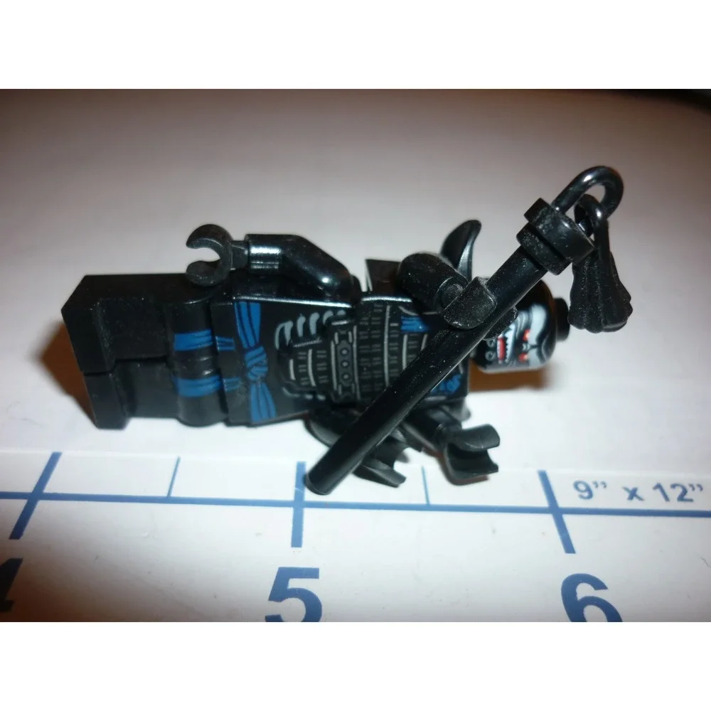 LEGO Ninjago Lord Garmadon Minifigure 4 Arms Staff 2012‎